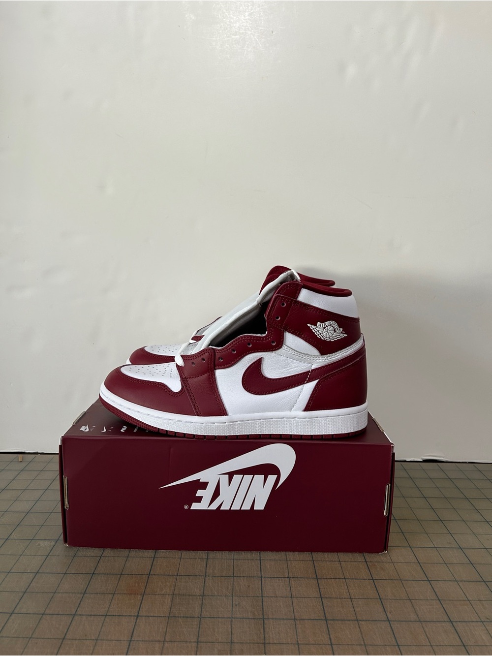 Jordan 1 Retro High OG ‘Artisanal Team Red’